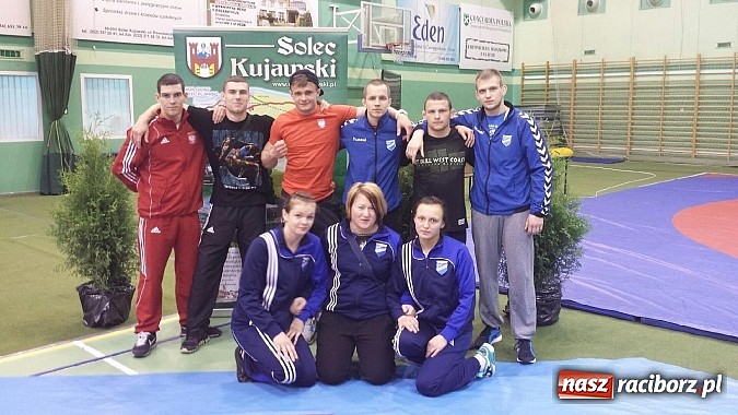 Zdjęcie w galerii na portalu naszraciborz.pl: Raciborskie zapasy z medalami, ale bez złota wiadomości z regionu