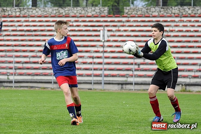 Zdjęcie w galerii na portalu naszraciborz.pl: Młodzi Unici przegrali z Iskrą wiadomości z regionu