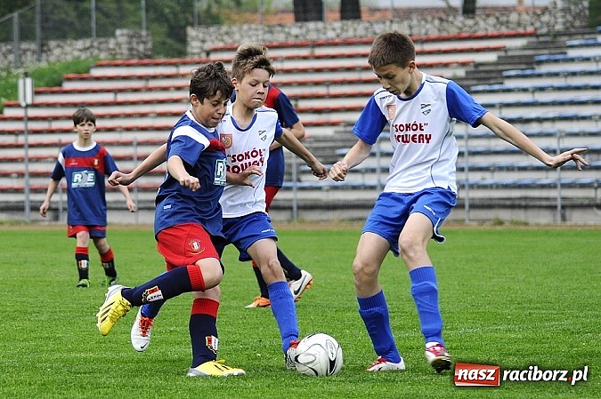 Zdjęcie w galerii na portalu naszraciborz.pl: Młodzi Unici przegrali z Iskrą wiadomości z regionu