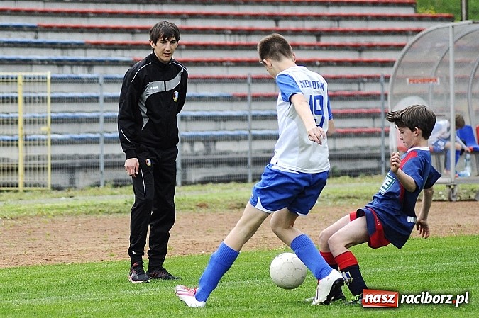 Zdjęcie w galerii na portalu naszraciborz.pl: Młodzi Unici przegrali z Iskrą wiadomości z regionu