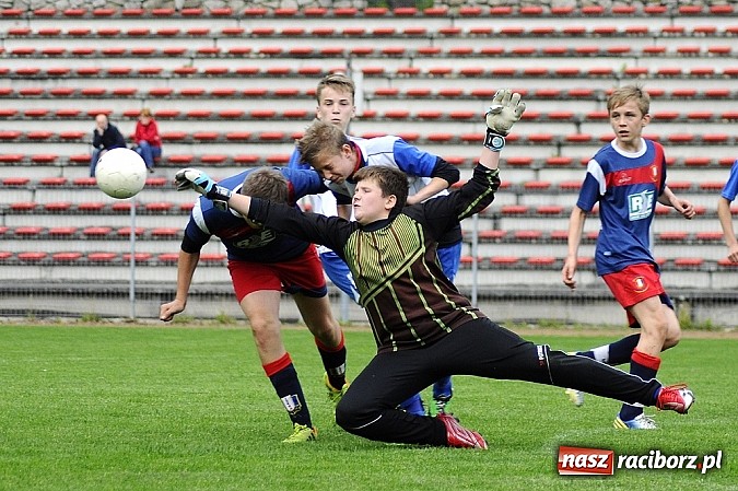 Zdjęcie w galerii na portalu naszraciborz.pl: Młodzi Unici przegrali z Iskrą wiadomości z regionu