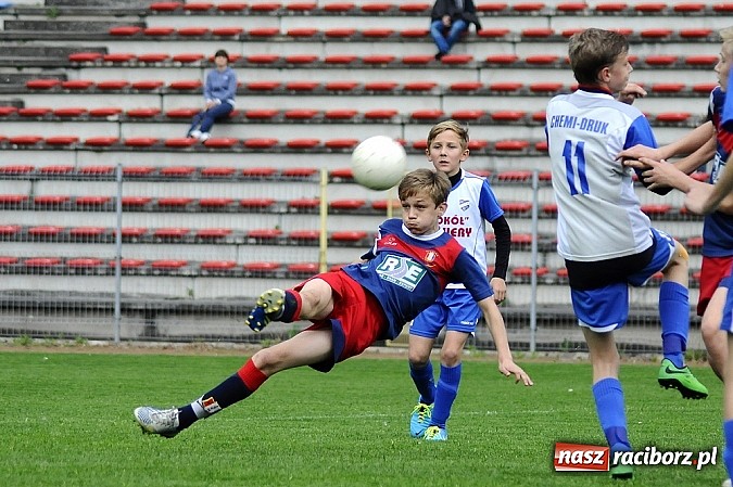 Zdjęcie w galerii na portalu naszraciborz.pl: Młodzi Unici przegrali z Iskrą wiadomości z regionu
