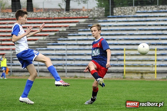 Zdjęcie w galerii na portalu naszraciborz.pl: Młodzi Unici przegrali z Iskrą wiadomości z regionu