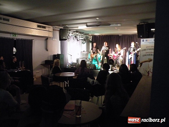 Zdjęcie w galerii na portalu naszraciborz.pl: Festiwal Zespołów Młodzieżowych zagrał w Czechach wiadomości z regionu