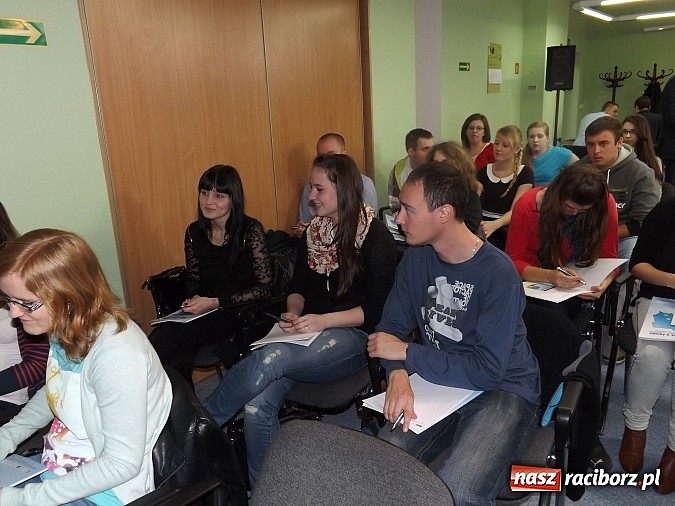 Zdjęcie w galerii na portalu naszraciborz.pl: PWSZ: Jak funkcjonują regionalne elity polityczne w Czechach? wiadomości z regionu