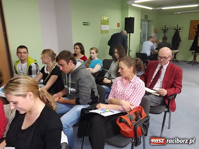 Zdjęcie w galerii na portalu naszraciborz.pl: PWSZ: Jak funkcjonują regionalne elity polityczne w Czechach? wiadomości z regionu