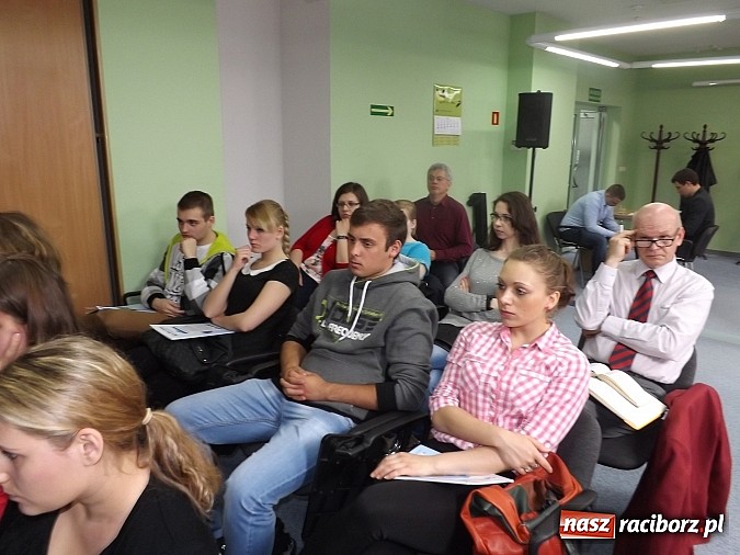 Zdjęcie w galerii na portalu naszraciborz.pl: PWSZ: Jak funkcjonują regionalne elity polityczne w Czechach? wiadomości z regionu