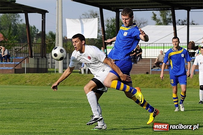 Zdjęcie w galerii na portalu naszraciborz.pl: Klasa okręgowa: Artur Potaczek katem Czyżowic wiadomości z regionu