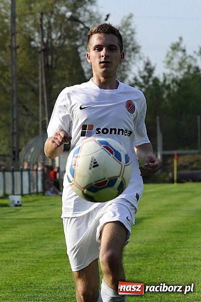 Zdjęcie w galerii na portalu naszraciborz.pl: Klasa okręgowa: Artur Potaczek katem Czyżowic wiadomości z regionu