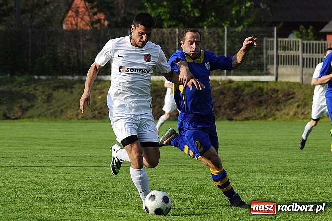 Zdjęcie w galerii na portalu naszraciborz.pl: Klasa okręgowa: Artur Potaczek katem Czyżowic wiadomości z regionu