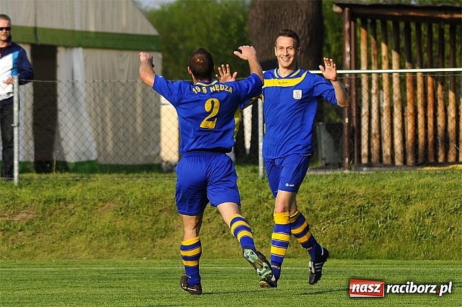 Zdjęcie w galerii na portalu naszraciborz.pl: Klasa okręgowa: Artur Potaczek katem Czyżowic wiadomości z regionu