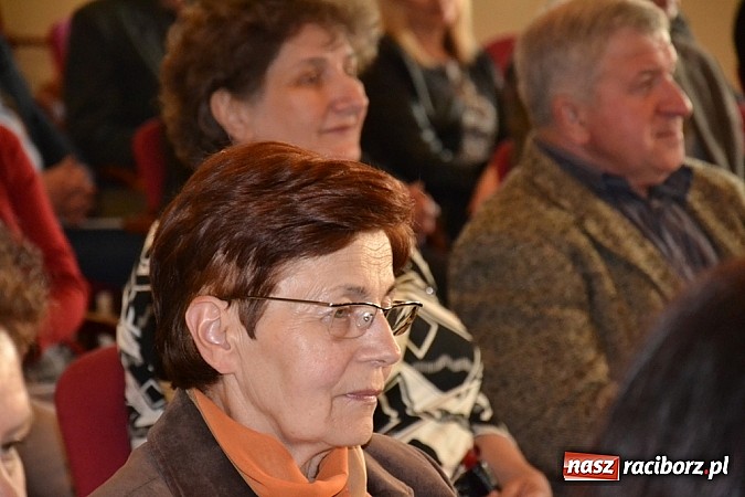 Zdjęcie w galerii na portalu naszraciborz.pl: Szlachta na pierwszy ogień! Ruszyła Noc w Starym Opactwie wiadomości z regionu