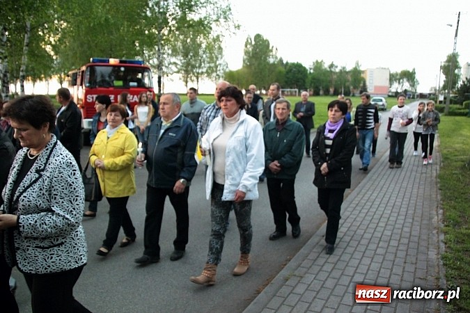 Zdjęcie w galerii na portalu naszraciborz.pl: Wojnowickie spotkanie ze świętym Janem Pawłem II wiadomości z regionu