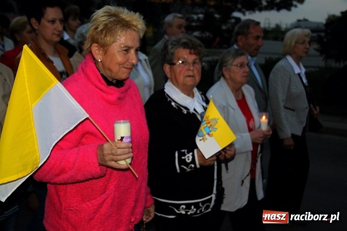 Zdjęcie w galerii na portalu naszraciborz.pl: Wojnowickie spotkanie ze świętym Janem Pawłem II wiadomości z regionu
