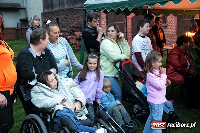 Zdjęcie w galerii na portalu naszraciborz.pl: Wojnowickie spotkanie ze świętym Janem Pawłem II wiadomości z regionu