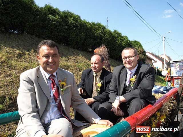 Zdjęcie w galerii na portalu naszraciborz.pl: Lamborghini na dożynkach wiadomości z regionu