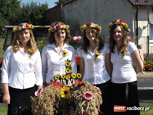 Zdjęcie w galerii na portalu naszraciborz.pl: Lamborghini na dożynkach wiadomości z regionu