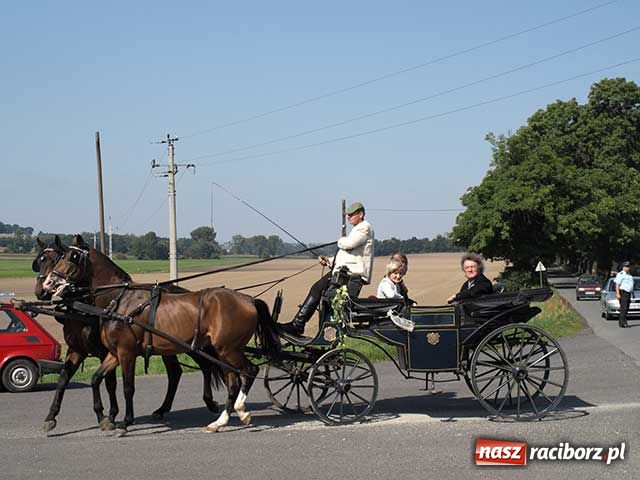 Zdjęcie w galerii na portalu naszraciborz.pl: Lamborghini na dożynkach wiadomości z regionu