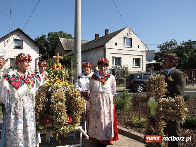 Zdjęcie w galerii na portalu naszraciborz.pl: Lamborghini na dożynkach wiadomości z regionu