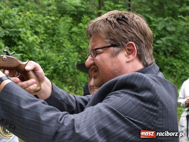 Zdjęcie w galerii na portalu naszraciborz.pl: Dwa pudła prezydenta wiadomości z regionu