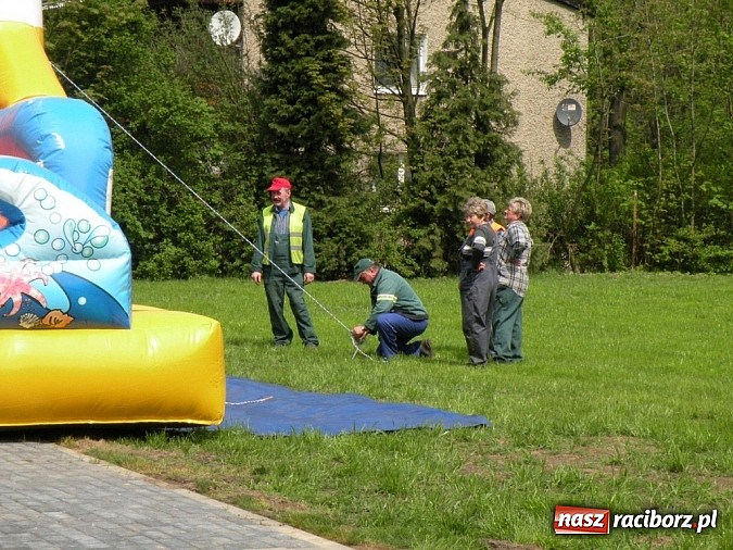 Zdjęcie w galerii na portalu naszraciborz.pl: Gmina dogadała się z bankiem. Skorzystają dzieci  wiadomości z regionu