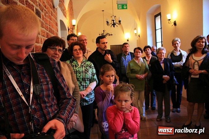 Zdjęcie w galerii na portalu naszraciborz.pl: Rudy: Otwarto wystawę poświęconą pamięci rodziny książąt von Ratibor und Corvey wiadomości z regionu