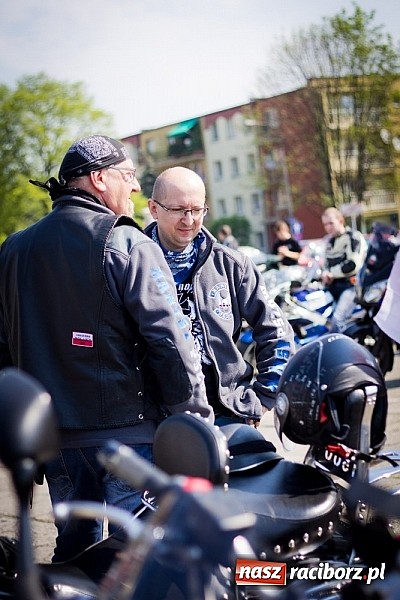 Zdjęcie w galerii na portalu naszraciborz.pl: Czar jednośladów. Ponad trzysta maszyn w Raciborzu wiadomości z regionu