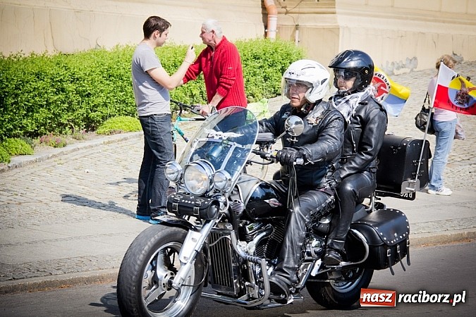 Zdjęcie w galerii na portalu naszraciborz.pl: Czar jednośladów. Ponad trzysta maszyn w Raciborzu wiadomości z regionu