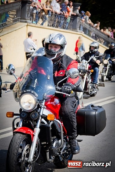 Zdjęcie w galerii na portalu naszraciborz.pl: Czar jednośladów. Ponad trzysta maszyn w Raciborzu wiadomości z regionu