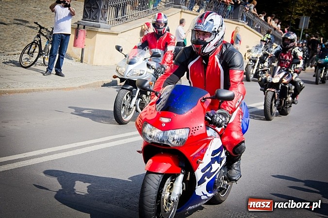 Zdjęcie w galerii na portalu naszraciborz.pl: Czar jednośladów. Ponad trzysta maszyn w Raciborzu wiadomości z regionu