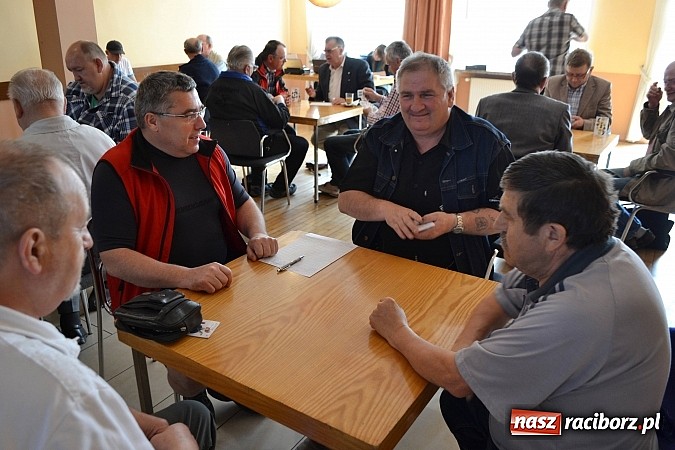 Zdjęcie w galerii na portalu naszraciborz.pl: Turniej skata w Nędzy. Stawką puchar wójta wiadomości z regionu