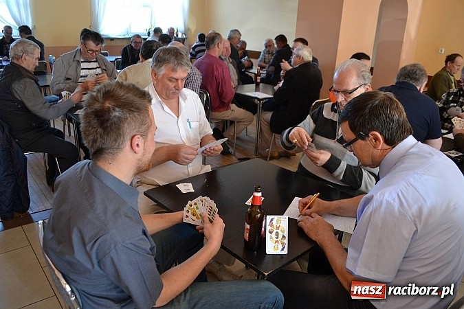 Zdjęcie w galerii na portalu naszraciborz.pl: Turniej skata w Nędzy. Stawką puchar wójta wiadomości z regionu
