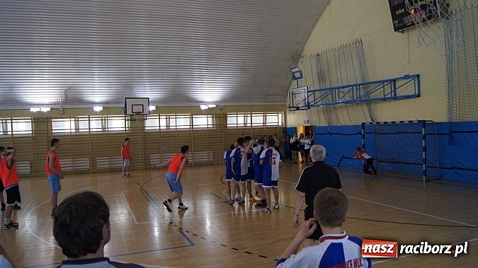 Zdjęcie w galerii na portalu naszraciborz.pl: Półfinały młodych szczypiornistów w Pietrowicach wiadomości z regionu