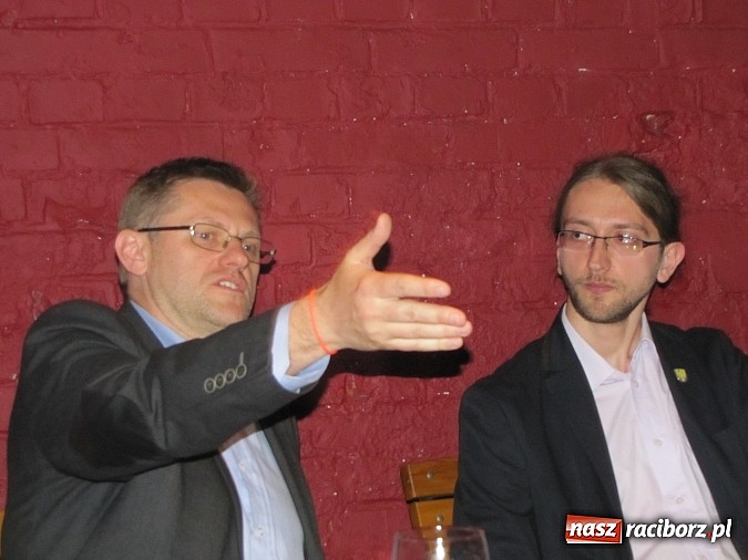 Zdjęcie w galerii na portalu naszraciborz.pl: Horyzonty śląskiej literatury w ujęciu profesora Kadłubka wiadomości z regionu