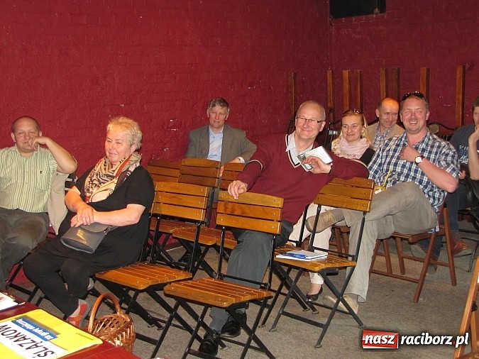 Zdjęcie w galerii na portalu naszraciborz.pl: Horyzonty śląskiej literatury w ujęciu profesora Kadłubka wiadomości z regionu