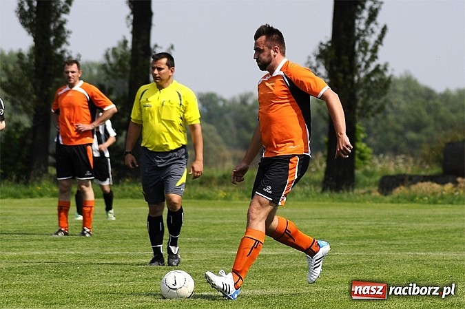 Zdjęcie w galerii na portalu naszraciborz.pl: B klasa: Wicher Płonia pokonał Zabełków wiadomości z regionu