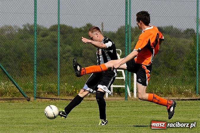 Zdjęcie w galerii na portalu naszraciborz.pl: B klasa: Wicher Płonia pokonał Zabełków wiadomości z regionu