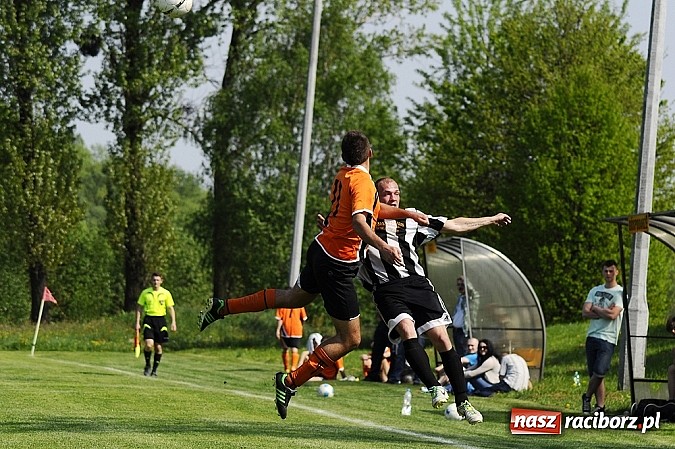 Zdjęcie w galerii na portalu naszraciborz.pl: B klasa: Wicher Płonia pokonał Zabełków wiadomości z regionu
