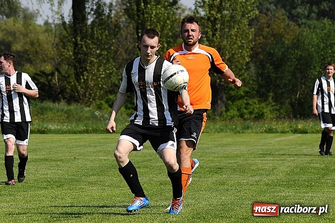 Zdjęcie w galerii na portalu naszraciborz.pl: B klasa: Wicher Płonia pokonał Zabełków wiadomości z regionu