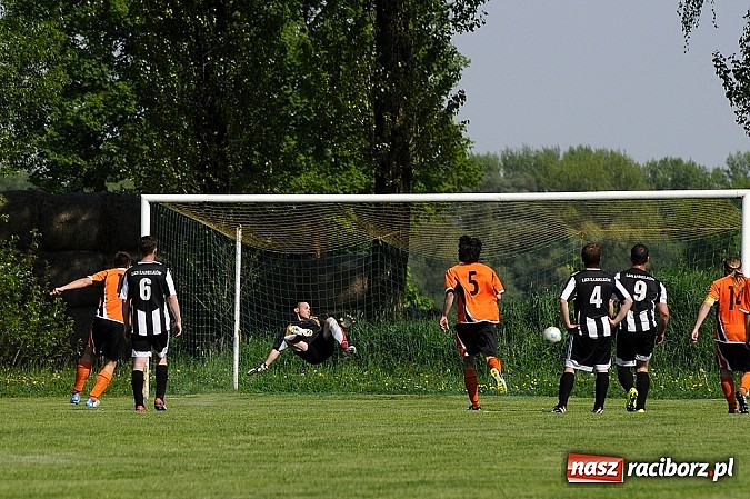 Zdjęcie w galerii na portalu naszraciborz.pl: B klasa: Wicher Płonia pokonał Zabełków wiadomości z regionu