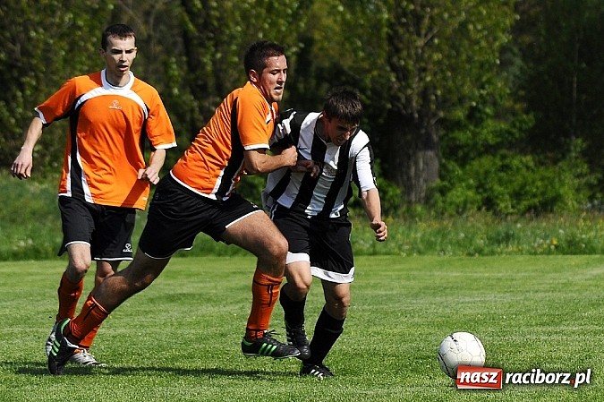 Zdjęcie w galerii na portalu naszraciborz.pl: B klasa: Wicher Płonia pokonał Zabełków wiadomości z regionu