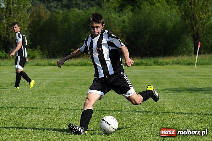 Zdjęcie w galerii na portalu naszraciborz.pl: B klasa: Wicher Płonia pokonał Zabełków wiadomości z regionu