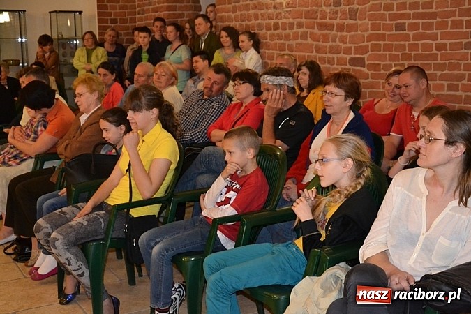 Zdjęcie w galerii na portalu naszraciborz.pl: Trzecia Noc w Starym Opactwie  wiadomości z regionu