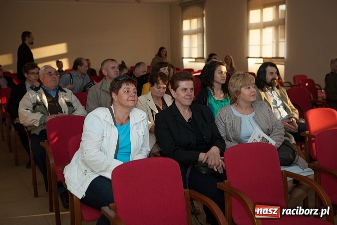 Zdjęcie w galerii na portalu naszraciborz.pl: Trzecia Noc w Starym Opactwie  wiadomości z regionu