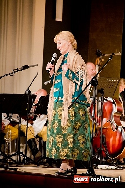 Zdjęcie w galerii na portalu naszraciborz.pl: Strzecha i przyjaciele, czyli feta na 60. urodziny wiadomości z regionu