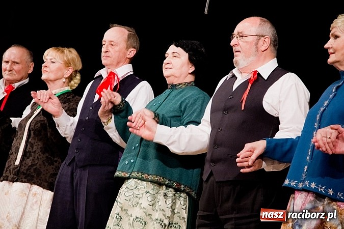 Zdjęcie w galerii na portalu naszraciborz.pl: Strzecha i przyjaciele, czyli feta na 60. urodziny wiadomości z regionu