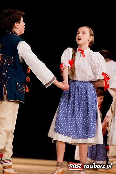 Zdjęcie w galerii na portalu naszraciborz.pl: Strzecha i przyjaciele, czyli feta na 60. urodziny wiadomości z regionu