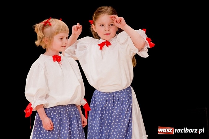 Zdjęcie w galerii na portalu naszraciborz.pl: Strzecha i przyjaciele, czyli feta na 60. urodziny wiadomości z regionu