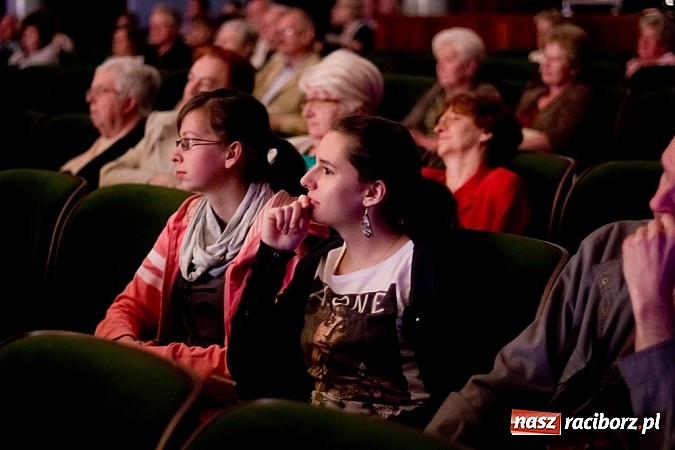 Zdjęcie w galerii na portalu naszraciborz.pl: Strzecha i przyjaciele, czyli feta na 60. urodziny wiadomości z regionu