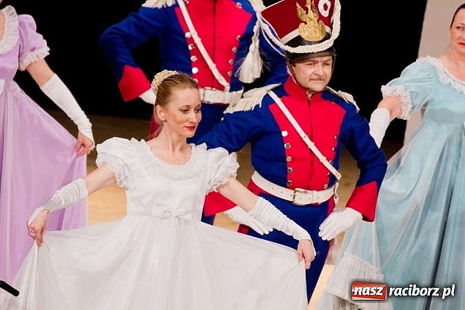 Zdjęcie w galerii na portalu naszraciborz.pl: Strzecha i przyjaciele, czyli feta na 60. urodziny wiadomości z regionu